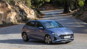 Hyundai i20: Ανανεώθηκε, αλλά βελτιώθηκε;