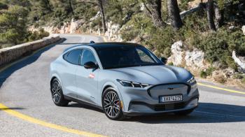 Δοκιμάζουμε και βαθμολογούμε την Ford Mustang Mach-E AWD 375 PS 94,6 KWh.