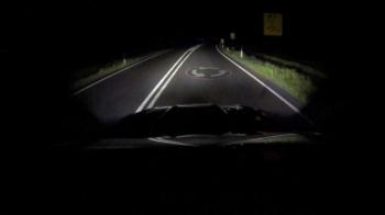 Ford: Τα φώτα θα σε ενημερώνουν με εικονίδια στο δρόμο