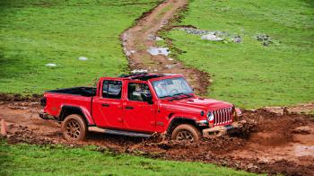ΟΔΗΓΟΥΜΕ: Jeep Gladiator 