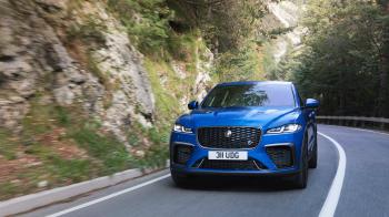 Νέα Jaguar F-Pace SVR