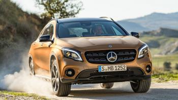 Η Daimler κατάφερε και πήρε τα σκήπτρα από την BMW στις συνολικές πωλήσεις premium το 2016 ενώ το 2017 παρουσίασε νέα άνοδο.