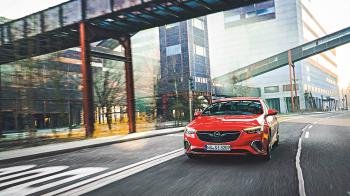 Πρώτη οδήγηση: Opel Insignia GSi
