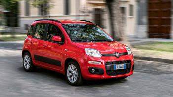 Το αεριοκίνητο Fiat Panda CNG προσφέρεται με τιμή από 11.990 ευρώ έως το τέλος του έτους. 