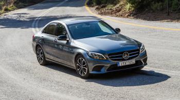 Δοκιμάζουμε τη νέα Mercedes C200 EQ Boost 