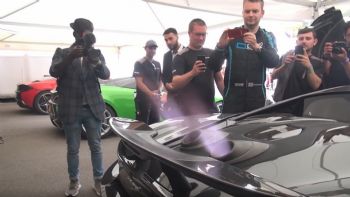 Εντυπωσιακές φλόγες από 600LT (+vid)