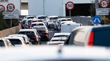 ΑΑΔΕ: Νέα ειδοποιητήρια για ανασφάλιστα ΙΧ και χωρίς τέλη κυκλοφορίας