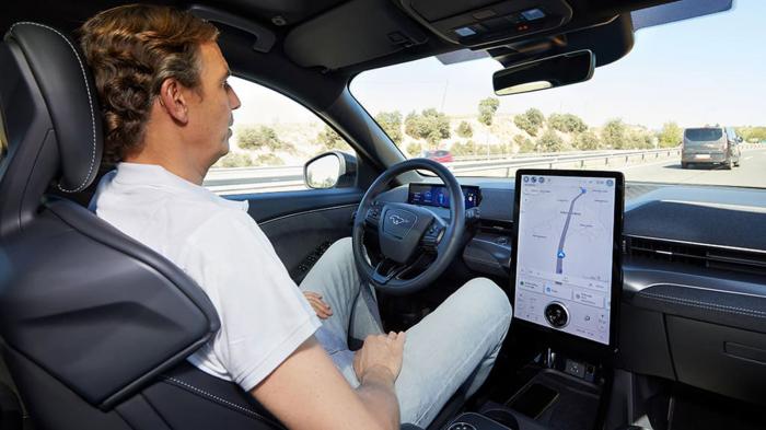 Ford: Το 2028 φέρνει την αυτόνομη οδήγηση επιπέδου 3 στο ευρύ κοινό
