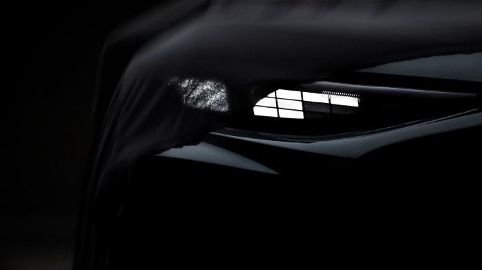     Audi Q3  16     