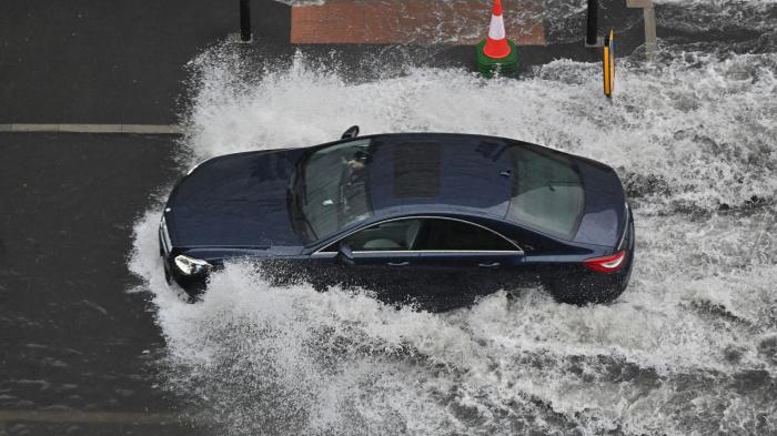 Πώς να οδηγώ στη βροχή Πώς να οδηγώ στη βροχή