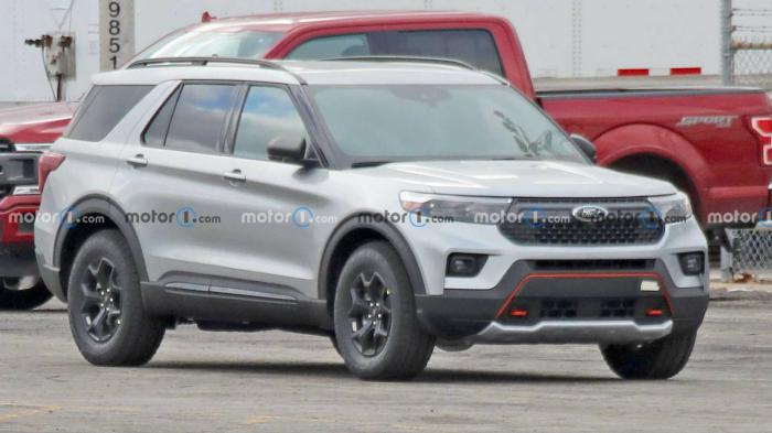      Ford Explorer