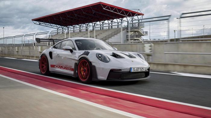  Porsche 911 GT3 RS:    !