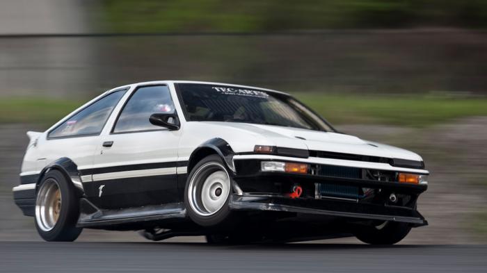 Toyota Corolla AE86: Ο θρύλος του βουνού Toyota Corolla AE86: Ο θρύλος του βουνού