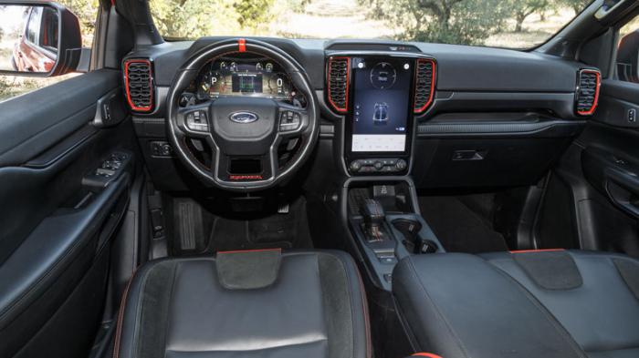 Η καμπίνα του Ford Ranger Raptor έχει «αύρα» πολυτέλειας Η καμπίνα του Ford Ranger Raptor έχει «αύρα» πολυτέλειας