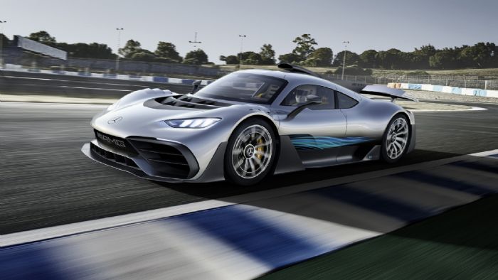 Μπορεί η Mercedes-AMG Project One να μην έχει μπει ακόμα στις γραμμές παραγωγής της εταιρείας, αλλά ένα αντίτυπό της βρίσκεται ήδη προς πώληση, με τιμή που φτάνει στα 4,51 εκ. ευρώ.