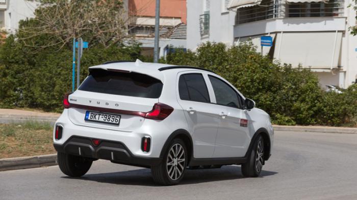 Το Ecocar Yudo είναι εστιασμένο για κίνηση στην πόλη, θα ταξιδέψει και σε ανοιχτό δρόμο Το Ecocar Yudo είναι εστιασμένο για κίνηση στην πόλη, θα ταξιδέψει και σε ανοιχτό δρόμο
