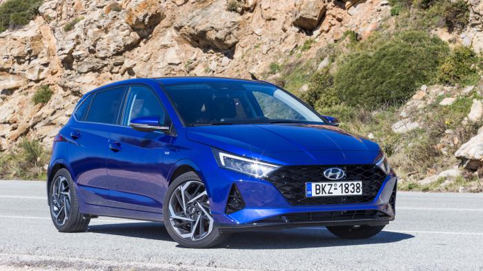 Το Hyundai i20 και το Toyota Yaris απέναντι από το καλύτερο και το χειρότερο μοντελο της κατηγορίας