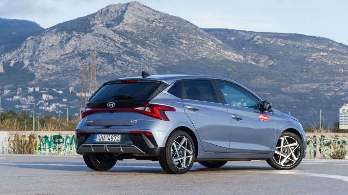 Hyundai I20 VS Volkswagen Polo Βαθμολογίες. Ποιο είναι καλύτερο σε κατανάλωση, χώρους, επιδόσεις, εγγυήσεις. Hyundai I20 VS Volkswagen Polo Βαθμολογίες. Ποιο είναι καλύτερο σε κατανάλωση, χώρους, επιδόσεις, εγγυήσεις.