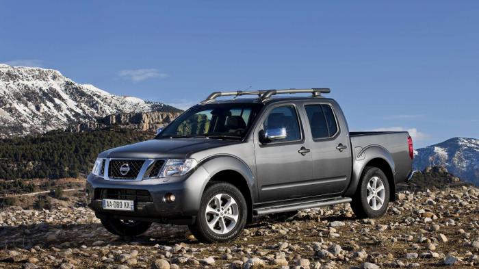   Nissan Navara  ޻  pickup,      .