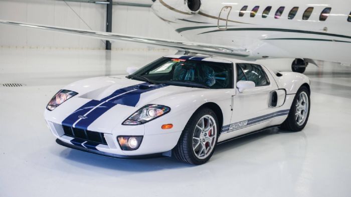 Στο Φορτ Λοντερντέιλ της Φλόριντα, το RM Sotheby`s Group θα πραγματοποιήσει τον Απρίλιο μια σούπερ δημοπρασία με 300 συλλεκτικά αυτοκίνητα όλων των ειδών. Ανάμεσά τους θα είναι ένα Ford GT του 2006 με