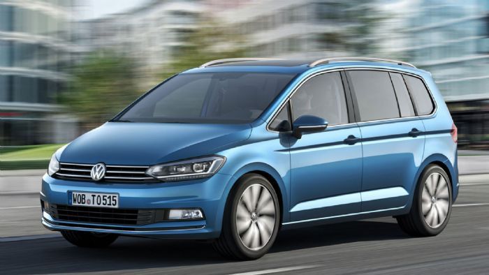 Το VW Touran θα διατίθεται με το 1.8 TSI σύνολο βενζίνης, το οποίο αποδίδει 180 ίππους, αλλά και με το 2.0 TDI diesel μοτέρ των 190 αλόγων. Νέο είναι και το σχεδιαστικό πακέτο Milano.
