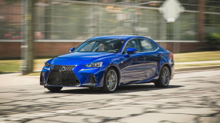   Lexus IS.