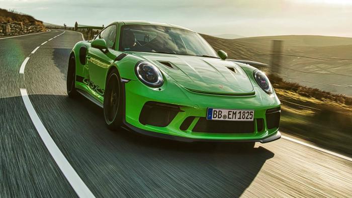  2,5   ...    Porsche   .