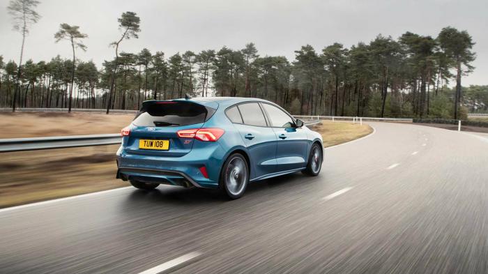               ,   Focus ST     .