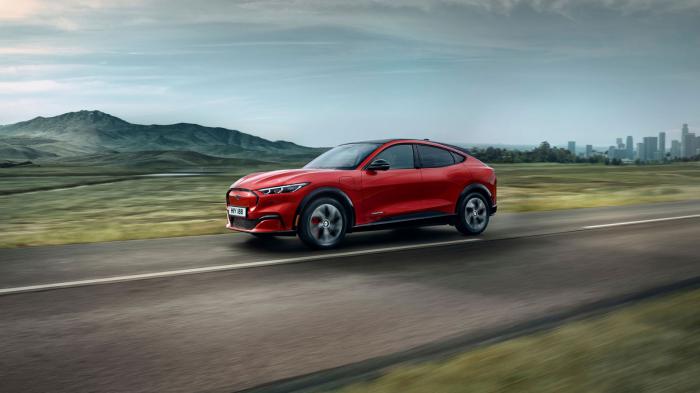 Στην Ελλάδα η αμιγώς ηλεκτρική Ford Mustang Mach-E - Πόσο κοστίζει;