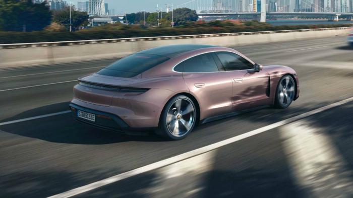        Porsche Taycan 