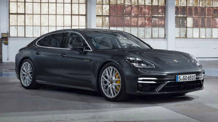  Porsche Panamera  315km/h 