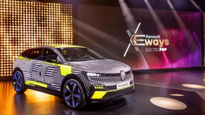 Το μικρομεσαίο Renault Megane E-Tech Electric παίζει μεγάλο ρόλο στην ηλεκτρική στρατηγική «Renault eWays». Το μικρομεσαίο Renault Megane E-Tech Electric παίζει μεγάλο ρόλο στην ηλεκτρική στρατηγική «Renault eWays».