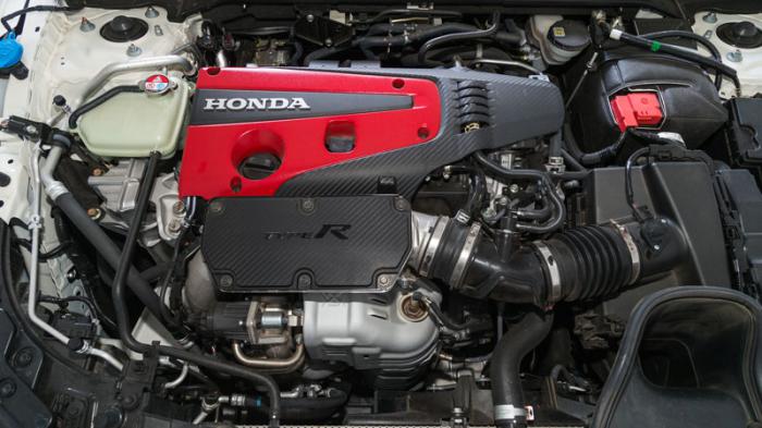Παλιός γνώριμος ο K20 turbo κάτω από το καπό, πλέον με 329 άλογα Παλιός γνώριμος ο K20 turbo κάτω από το καπό, πλέον με 329 άλογα