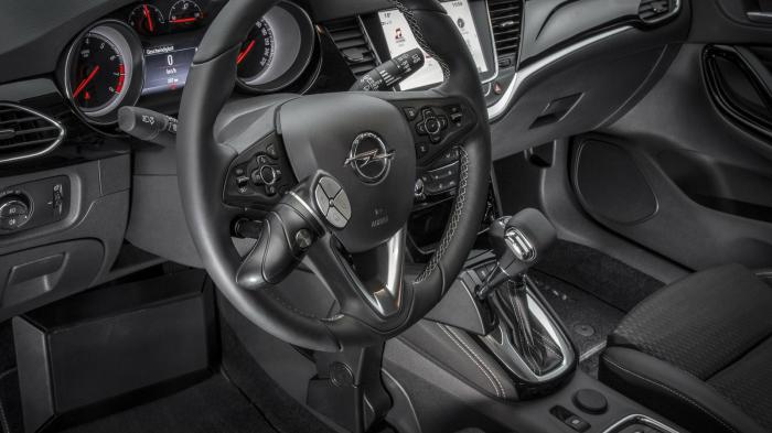 Opel χωρίς «γκάζι» και χωρίς «φρένο»