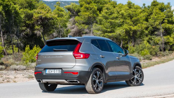 Volvo XC40. Τι βαθμό παίρνει σε κατανάλωση, χώρους, επιδόσεις, εγγυήσεις. Volvo XC40. Τι βαθμό παίρνει σε κατανάλωση, χώρους, επιδόσεις, εγγυήσεις.