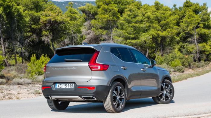 Volvo XC40. Τι βαθμό παίρνει σε κατανάλωση, χώρους, επιδόσεις, εγγυήσεις.