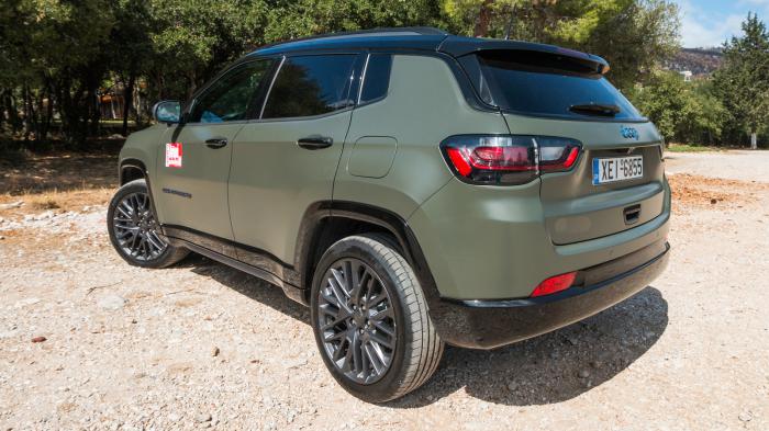 Jeep Compass Automatic 130ps VS Volkswagen Tiguan Automatic 150ps Βαθμολογίες. Ποιο είναι καλύτερο σε κατανάλωση, χώρους, επιδόσεις, εγγυήσεις. Jeep Compass Automatic 130ps VS Volkswagen Tiguan Automatic 150ps Βαθμολογίες. Ποιο είναι καλύτερο σε κατανάλωση, χώρους, επιδόσεις, εγγυήσεις.