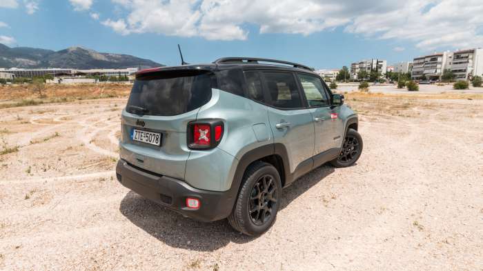 Jeep Renegade 130ps Automatic VS Volkswagen T-Cross Βαθμολογίες. Ποιο είναι καλύτερο σε κατανάλωση, χώρους, επιδόσεις, εγγυήσεις; Jeep Renegade 130ps Automatic VS Volkswagen T-Cross Βαθμολογίες. Ποιο είναι καλύτερο σε κατανάλωση, χώρους, επιδόσεις, εγγυήσεις;