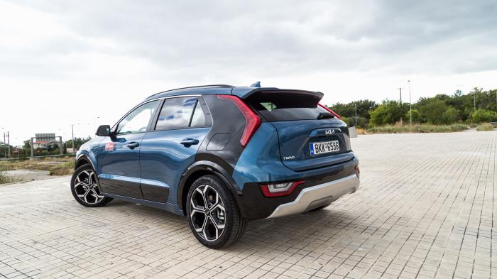 Kia Niro Hybrid 141 PS VS Toyota C-HR 140 PS Βαθμολογίες. Ποιο είναι καλύτερο σε κατανάλωση, χώρους, επιδόσεις, εγγυήσεις; Kia Niro Hybrid 141 PS VS Toyota C-HR 140 PS Βαθμολογίες. Ποιο είναι καλύτερο σε κατανάλωση, χώρους, επιδόσεις, εγγυήσεις;