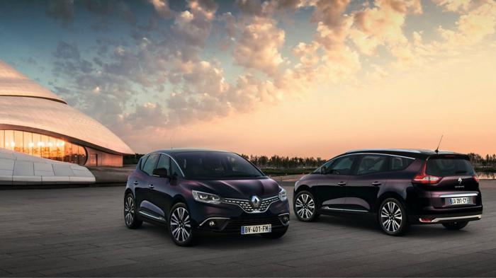    Renault Initiale Paris.    