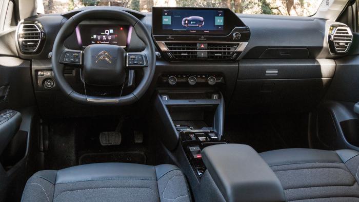 Πιο ευρύχωρο για ψηλούς το Citroen e-C4 C-Cross Πιο ευρύχωρο για ψηλούς το Citroen e-C4 C-Cross