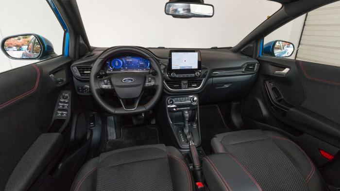 Ford Puma VS Jeep Renegade 130ps Automatic. Ποιο ξεχωρίζει σε εξοπλισμό ασφαλείας και άνεσης; Ford Puma VS Jeep Renegade 130ps Automatic. Ποιο ξεχωρίζει σε εξοπλισμό ασφαλείας και άνεσης;