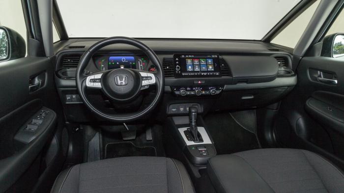 Honda Jazz Crosstar VS Nissan Juke 145ps Automatic. Ποιο ξεχωρίζει σε εξοπλισμό ασφαλείας και άνεσης; Honda Jazz Crosstar VS Nissan Juke 145ps Automatic. Ποιο ξεχωρίζει σε εξοπλισμό ασφαλείας και άνεσης;