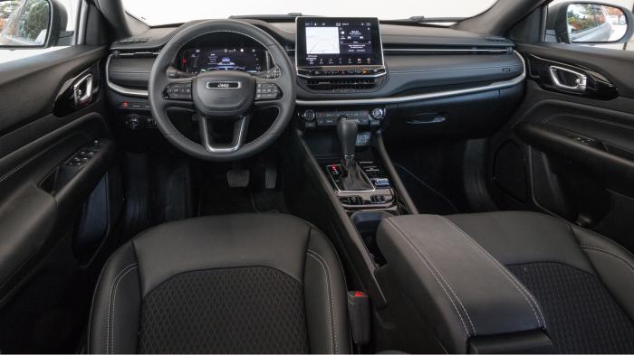 Jeep Compass Automatic 130ps VS Volkswagen Tiguan Automatic 150ps. Ποιο ξεχωρίζει σε εξοπλισμό ασφαλείας και άνεσης;