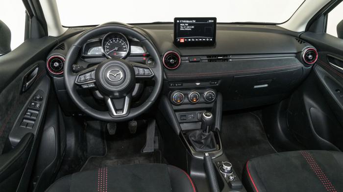 Mazda 2 VS Seat Ibiza 95ps. Ποιο ξεχωρίζει σε εξοπλισμό ασφαλείας και άνεσης; Mazda 2 VS Seat Ibiza 95ps. Ποιο ξεχωρίζει σε εξοπλισμό ασφαλείας και άνεσης;