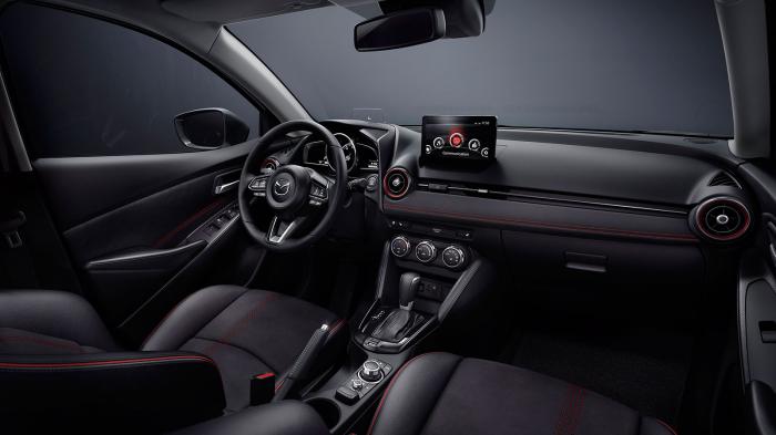 Mazda 2 VS Volkswagen Polo 95ps. Ποιο ξεχωρίζει σε εξοπλισμό ασφαλείας και άνεσης;