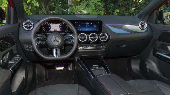 Mercedes GLA Automatic 163ps VS Volvo XC40 Automatic 129ps. Ποιο ξεχωρίζει σε εξοπλισμό ασφαλείας και άνεσης; Mercedes GLA Automatic 163ps VS Volvo XC40 Automatic 129ps. Ποιο ξεχωρίζει σε εξοπλισμό ασφαλείας και άνεσης;