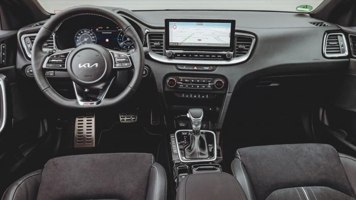 Kia XCeed 160 PS 7DCT: Πόσο καλό είναι σε εξοπλισμό άνεσης και ασφαλείας; Kia XCeed 160 PS 7DCT: Πόσο καλό είναι σε εξοπλισμό άνεσης και ασφαλείας;