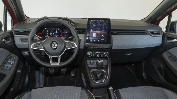 Renault Clio 90ps VS Seat Ibiza. Ποιο ξεχωρίζει σε εξοπλισμό ασφαλείας και άνεσης; Renault Clio 90ps VS Seat Ibiza. Ποιο ξεχωρίζει σε εξοπλισμό ασφαλείας και άνεσης;