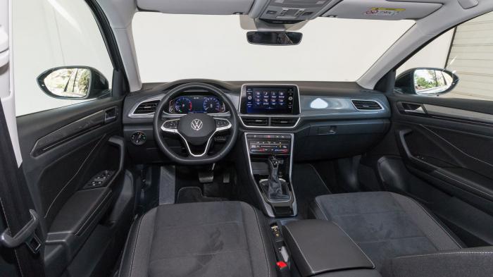 Volkswagen T-Roc. Πόσο καλό είναι σε εξοπλισμό άνεσης και ασφαλείας; Volkswagen T-Roc. Πόσο καλό είναι σε εξοπλισμό άνεσης και ασφαλείας;